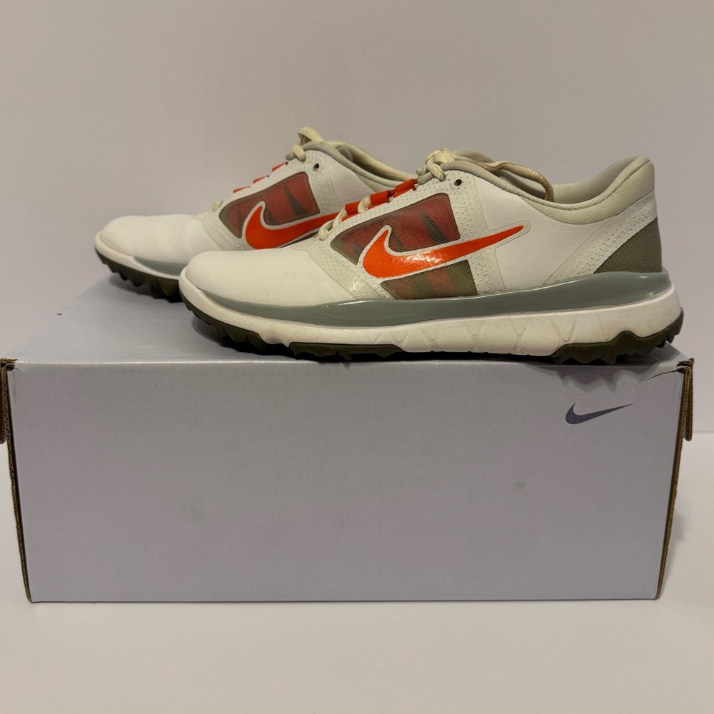 Nike Golf Women's FI Impact White/Grey/Orange Golf Shoes 611509 100 Size 6.5